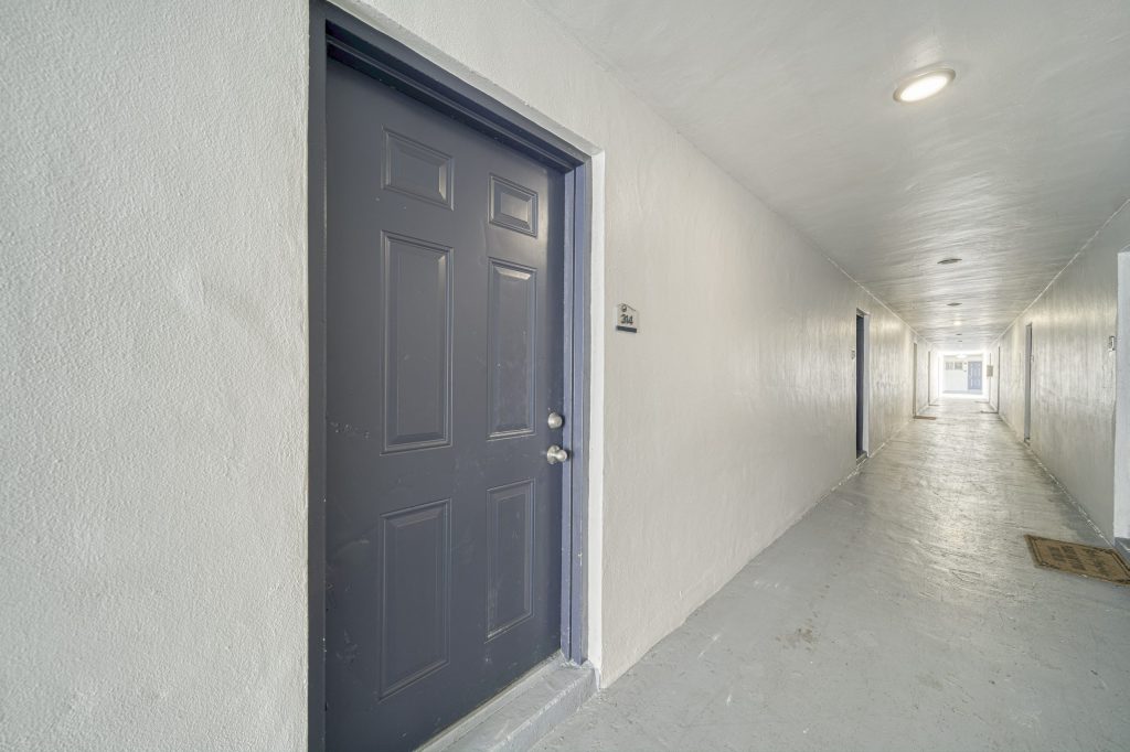 Prestige Palms - 220